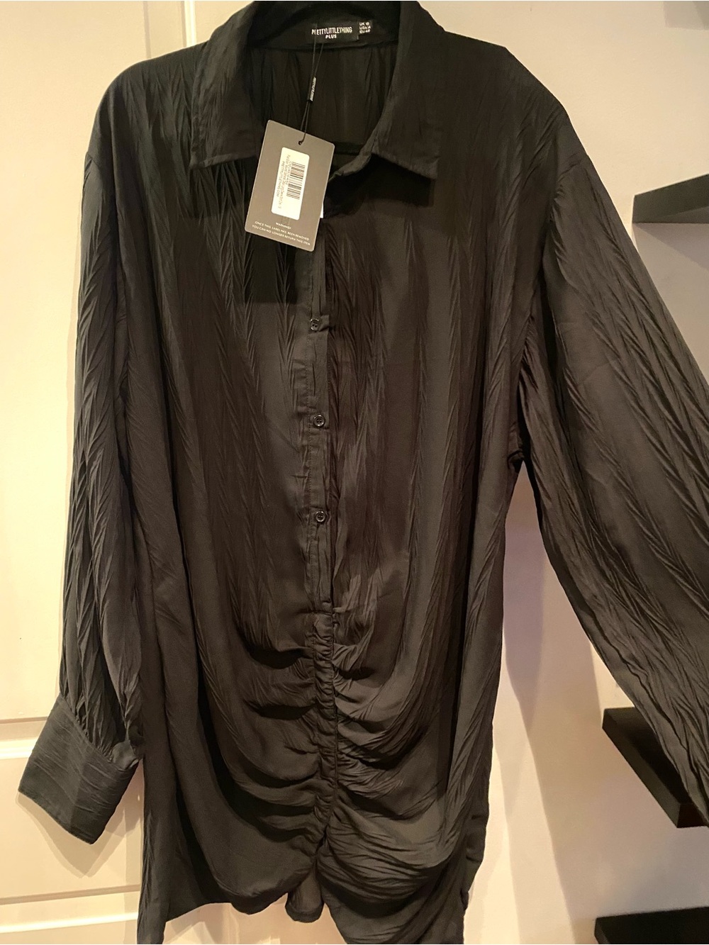 NWT women’s  PrettyLittleThing black Long Sleeve Button-Up Shirt dress size 14